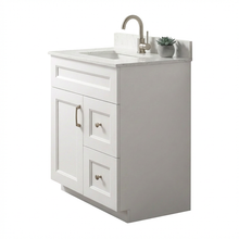 Livia 30" Bathroom Vanity – Solid Wood, Single Sink, Freestanding