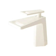 Kodaen Delta Single Hole Bathroom Faucet F11132